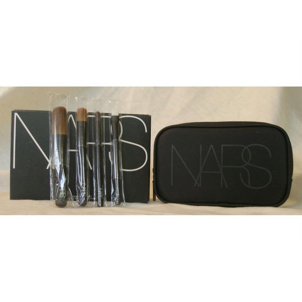 NARS 4 Travel Brush Set w/ Case Boxed Blush Dome Eye Shader Eyeliner